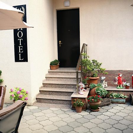 Hotel Majestic Tbilisi Exterior foto
