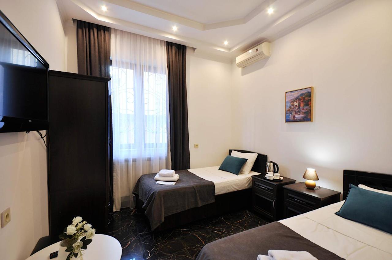 Hotel Majestic Tbilisi Exterior foto