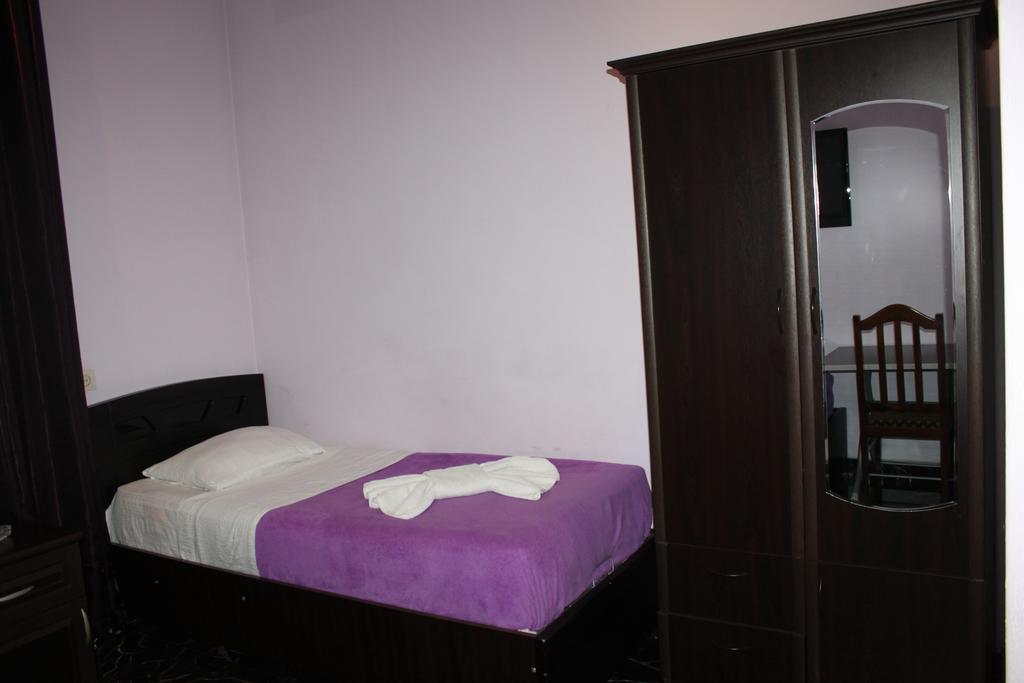 Hotel Majestic Tbilisi Zimmer foto